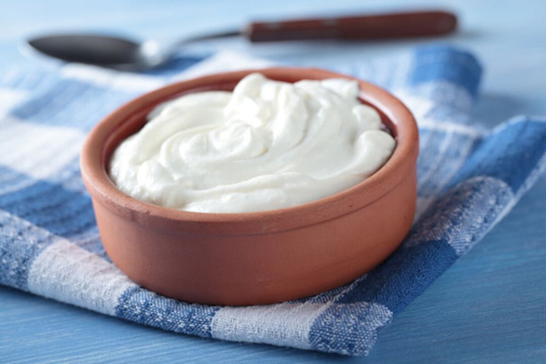 Greek yogurt for a 6 -petal diet